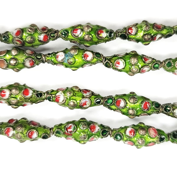 ENAMEL DIAMOND 10X20MM LIGHT GREEN